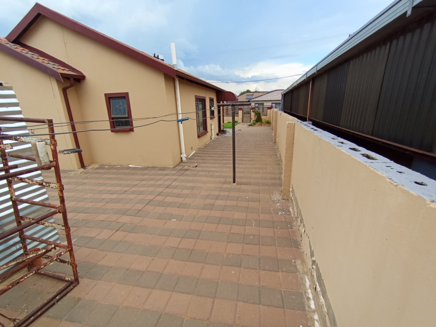 3 Bedroom Property for Sale in Pinehaven Free State